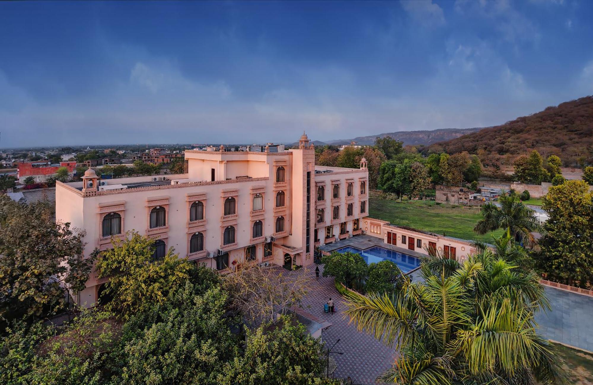 Ranthambhore National Resort Савай-Мадхопур Экстерьер фото
